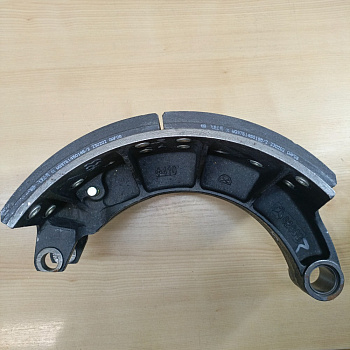 Колодка тормозная HOWO T5G зад. пр.[В СБОРЕ!!!] AZ7117451221 111 (для WG9761451226 WG9761450185