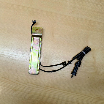 Датчик износа колодок  SITRAK (WG4007443054) AZ400744403054 333