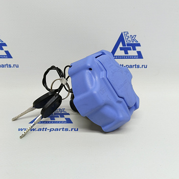 Крышка бака с замком SITRAK WG9925565001+002